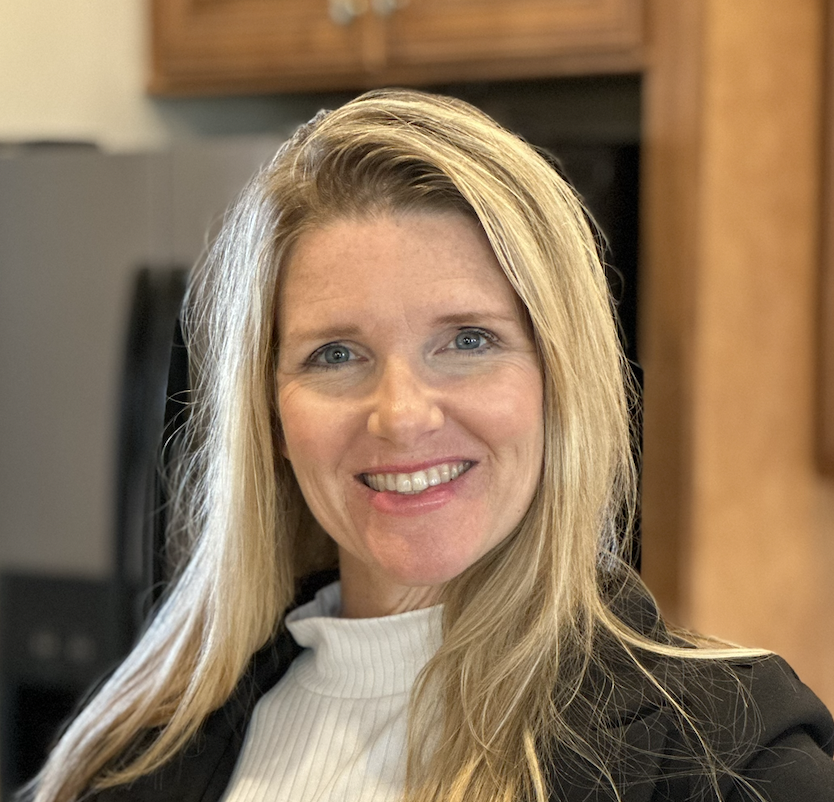 Sarah Knuppel hosting a weekly homeschool conversation
